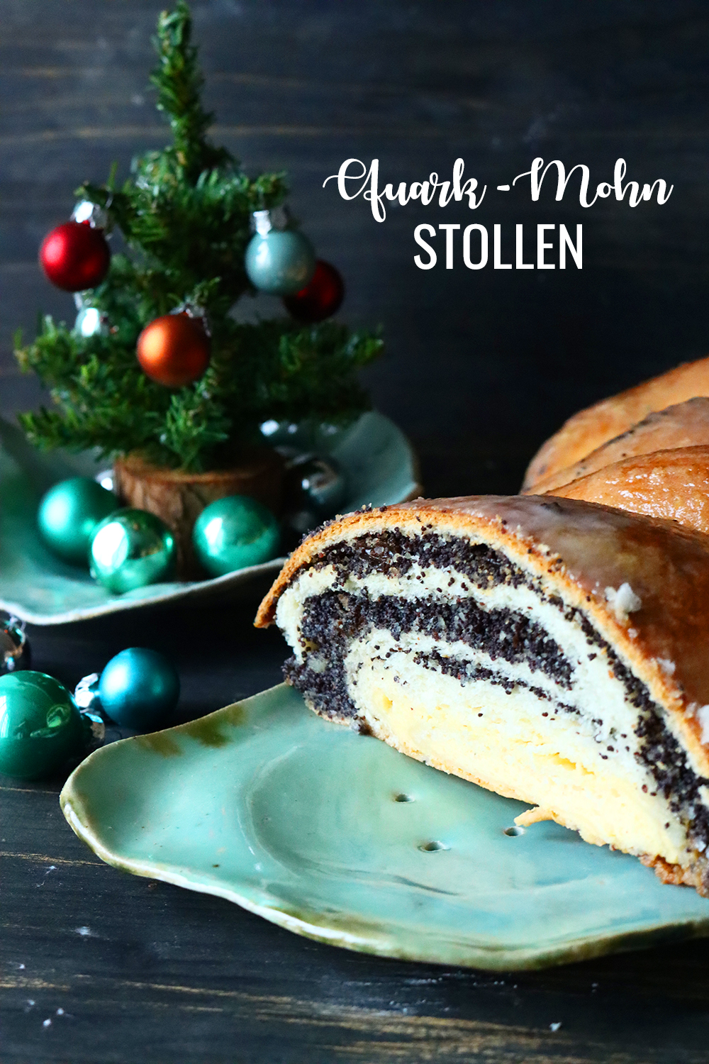 Mohn Quark Stollen mit Hefe - Grafikdesign-Fotografie-Food-Blog